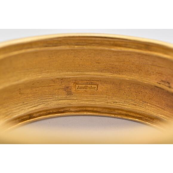 Ann Taylor Vintage Brushed Gold Bangle Bracelet Wide Ridged Chunky Signed BinBR - Picture 11 of 12